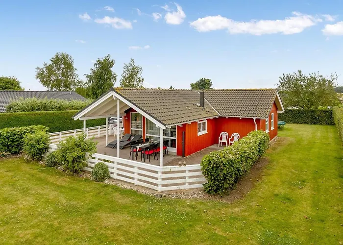 Trifun - 300m From The Sea By Interhome